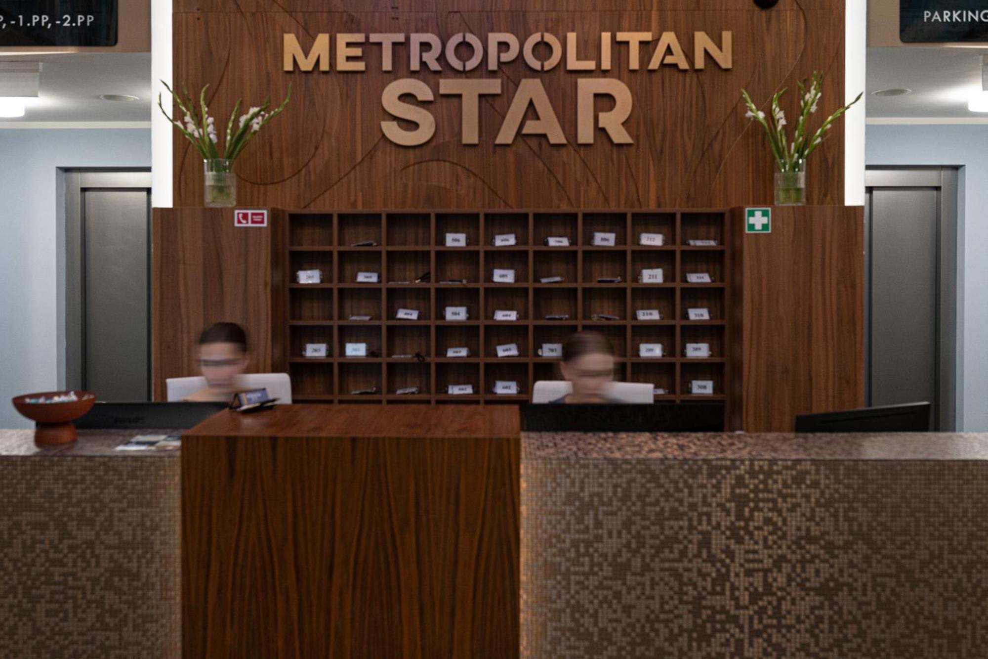 Hotel Reverie - Dependance, Check-In At Metropolitan Star Bratislava Dış mekan fotoğraf